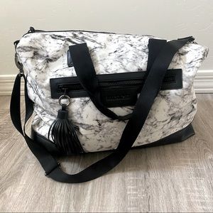 Carbon38 / Balsa 201 marble gym weekender bag